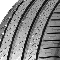 Kleber Dynaxer UHP ( 225/45 R17 94V XL )