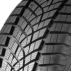 Goodyear UltraGrip Performance + ( 245/45 R17 99V XL EVR )