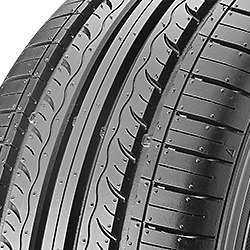 Kumho Solus KH17 ( 155/70 R13 75T 4PR )